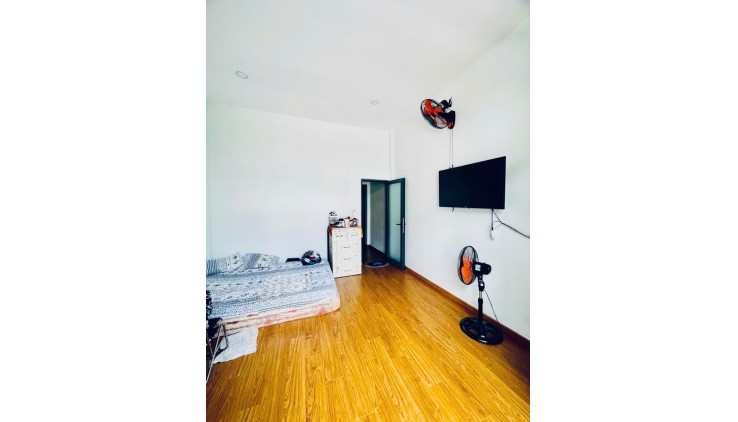 Bán nhà Nguyễn Cửu Vân, P.17 ,HXH , 79m2,3 tầng, 5x15m, không QH